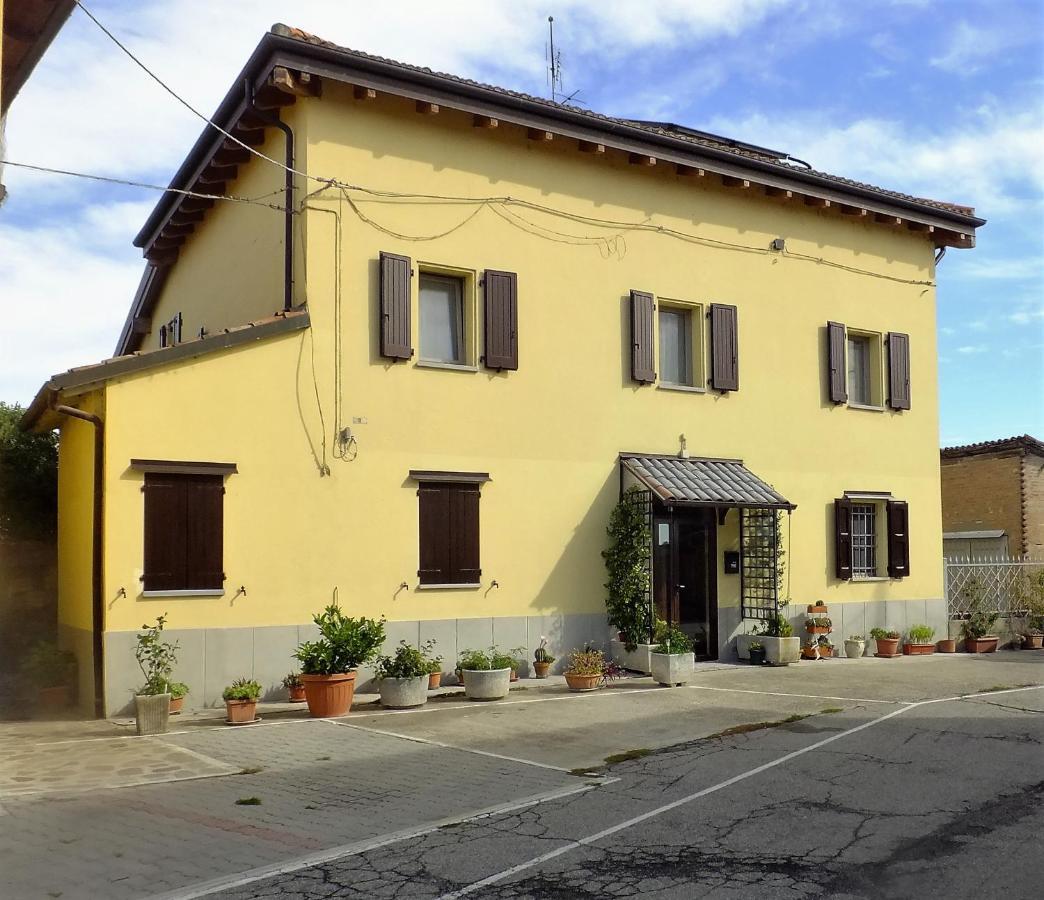 كالديرارا دي رينو B&B Il Borghetto المظهر الخارجي الصورة